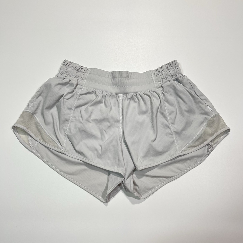 Lululemon Womens Gray Hotty Hot HR Shorts 3.5" Size 6‎ Gym Yoga Run